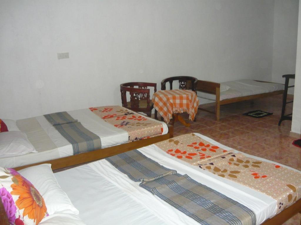 Sunrise Holiday Resort Хабарана Стая снимка
